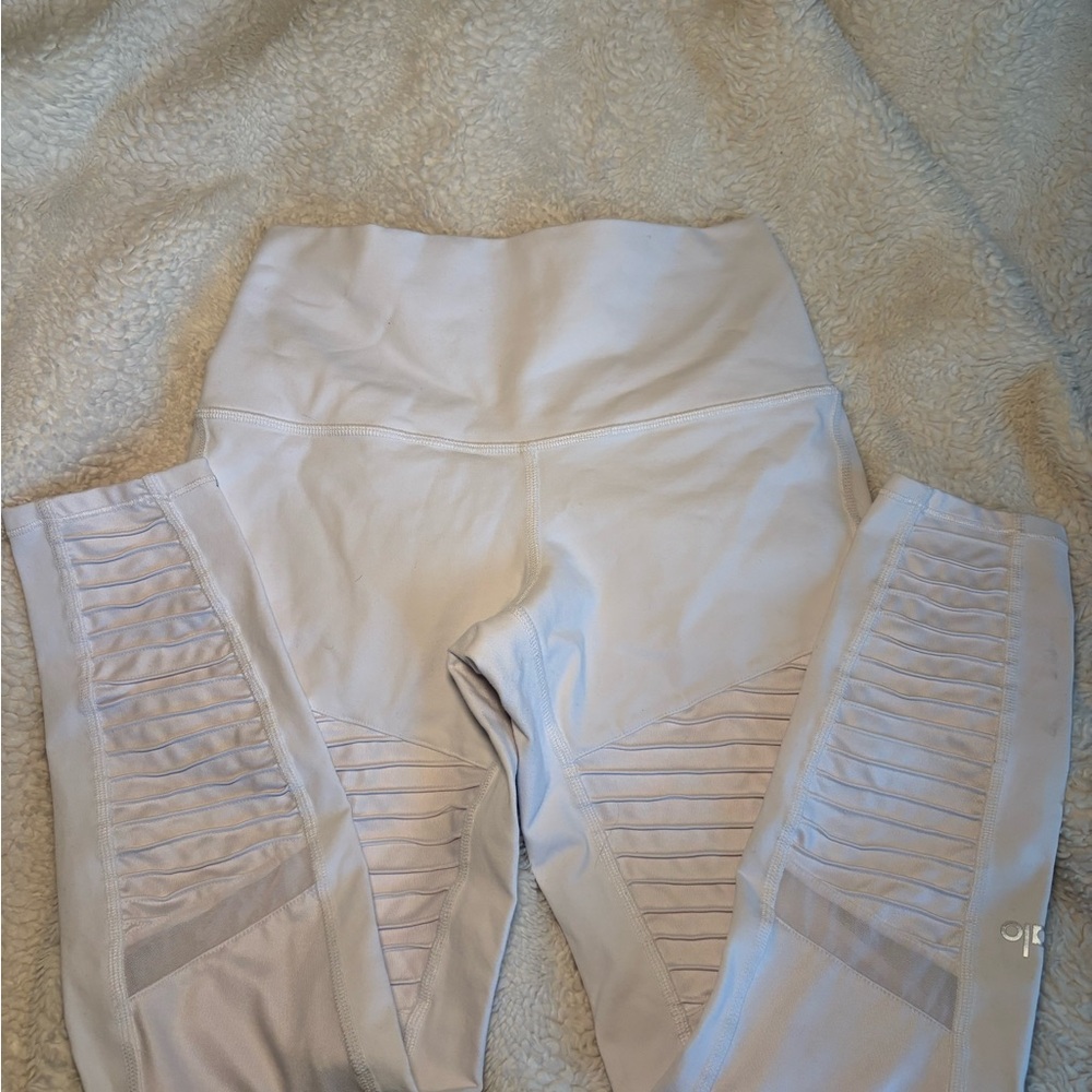 ALO Yoga Light Gray High-Waist Moto Leggings